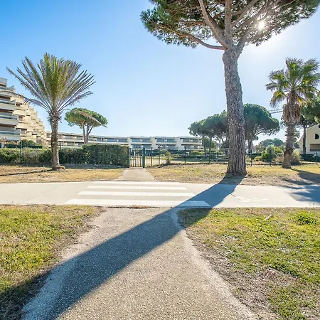 Apartament Le Serpent De Mer-8 By Interhome
